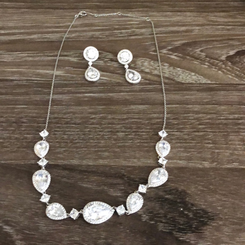 Nadri necklace and earring set